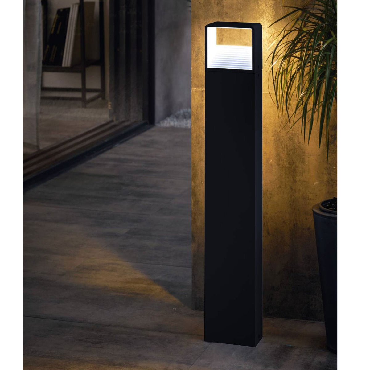 Doninni 1 IP65 LED Post Bollard Light in Anthracite