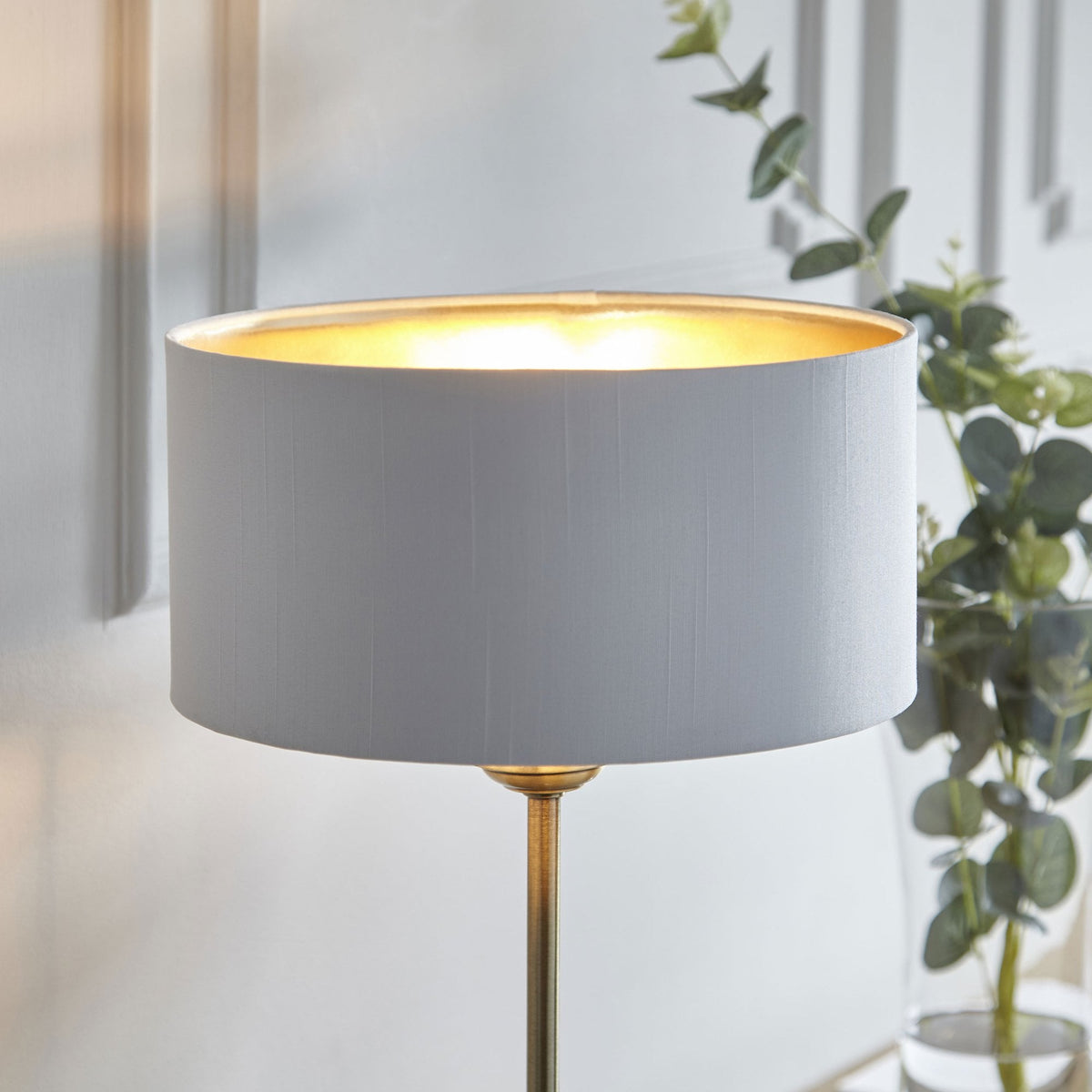 Highclere Single Table Lamp in Antique Brass with Vintage White Shade