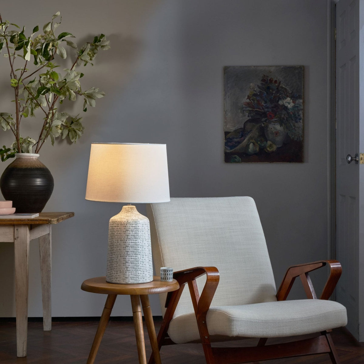 Vondra Ceramic Table Lamp In White & Grey With Ivory Linen Shade