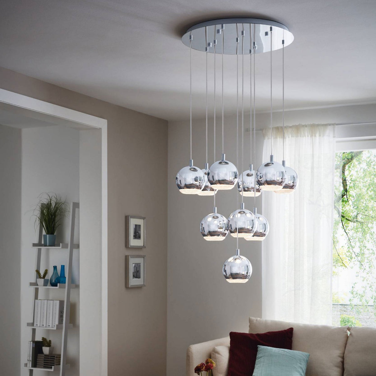 Conessa Ten Drop Pendant in Chrome