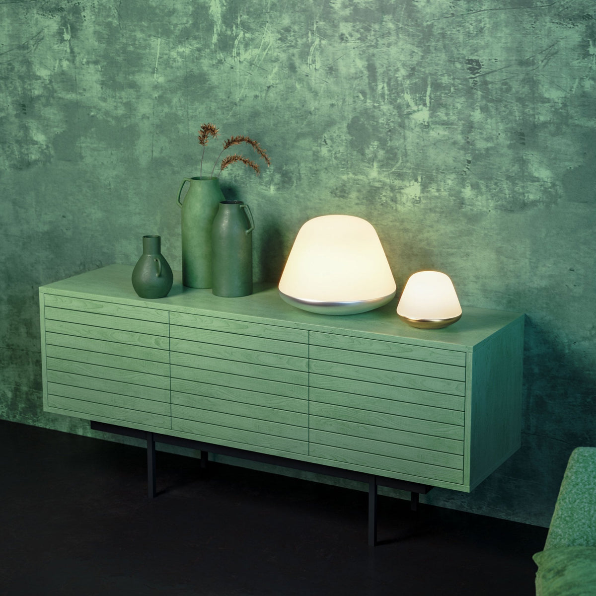 Bloom Large Dimmable Table Lamp In Brass