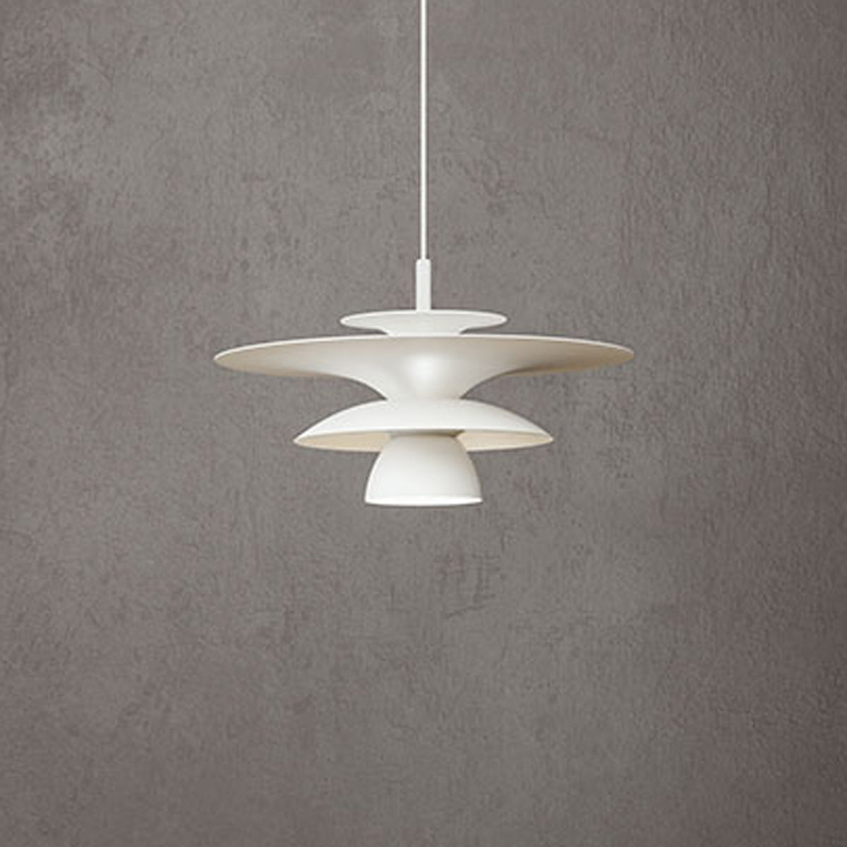 Picasso 380 Pendant in White