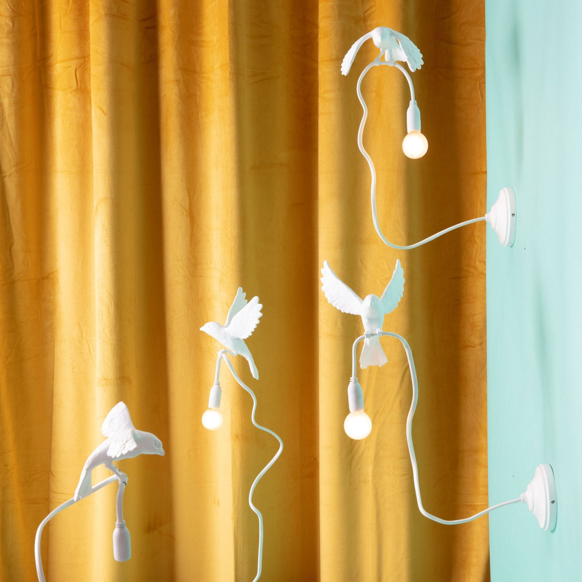 Sparrow Wall Light in White - Cruising Edition