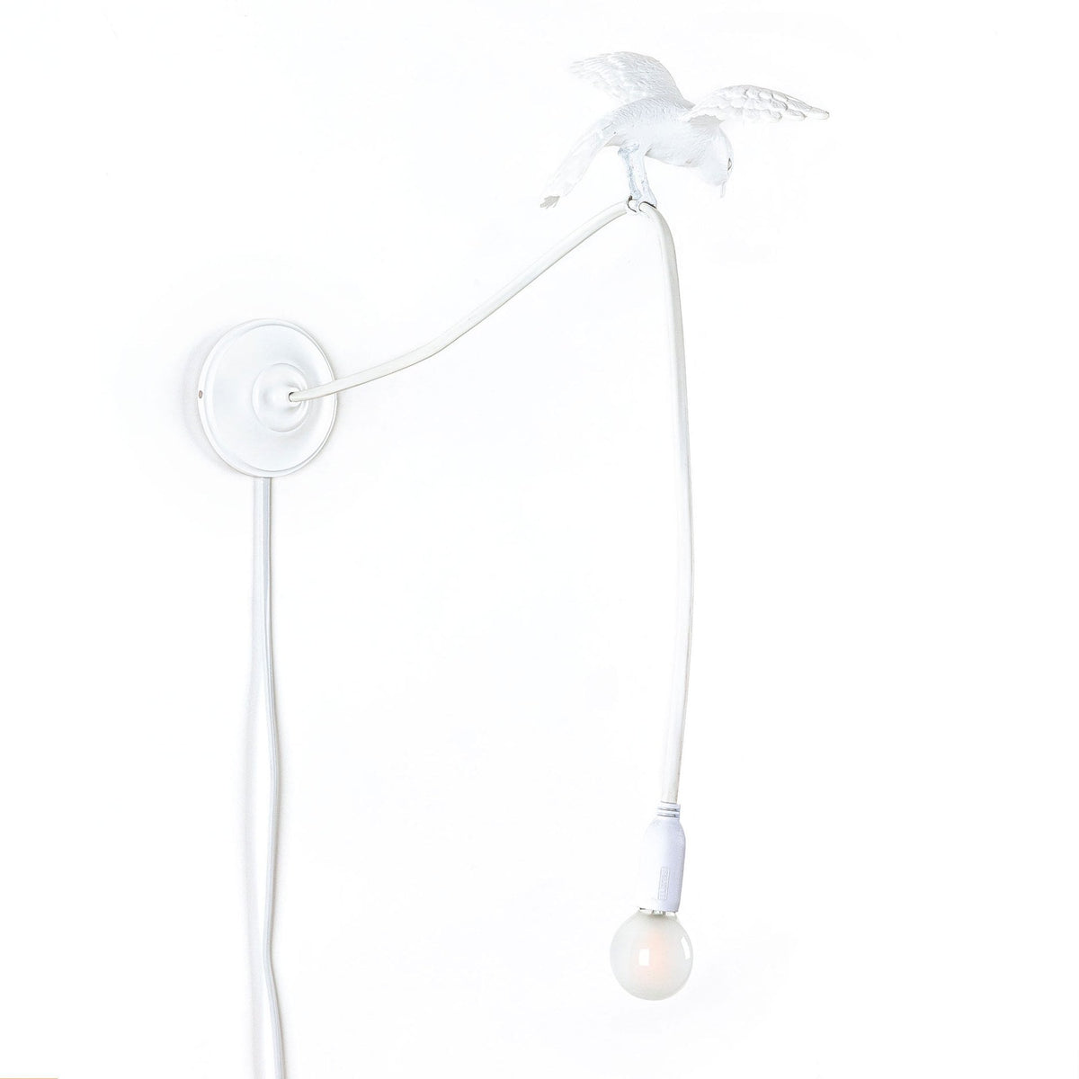 Sparrow Wall Light in White - Cruising Edition