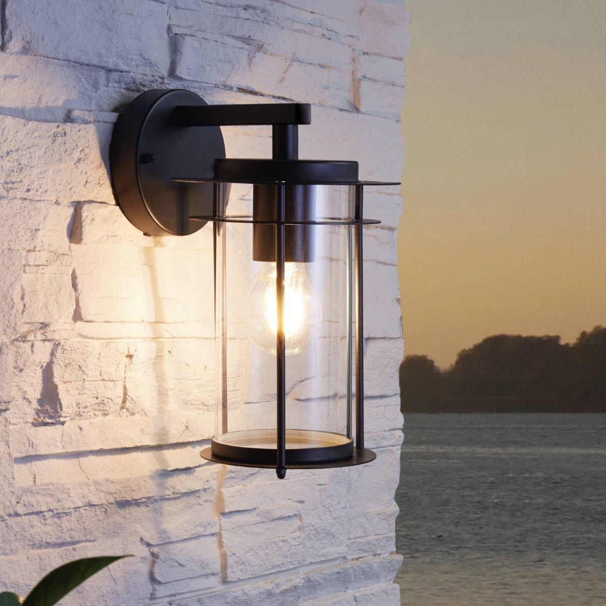Valdeo IP44 Outdoor Wall Light in Black