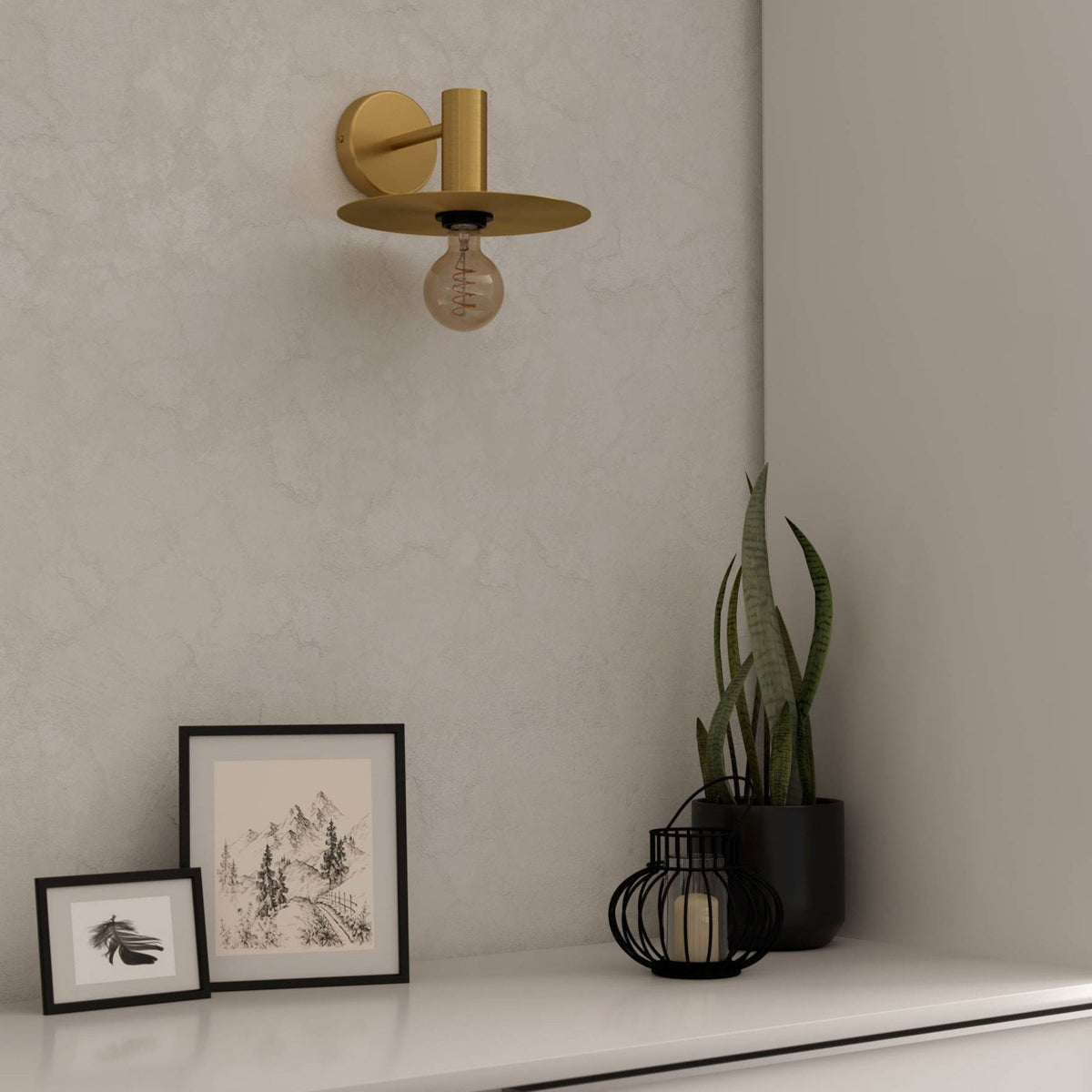 Escandell Wall Light in Brushed Brass