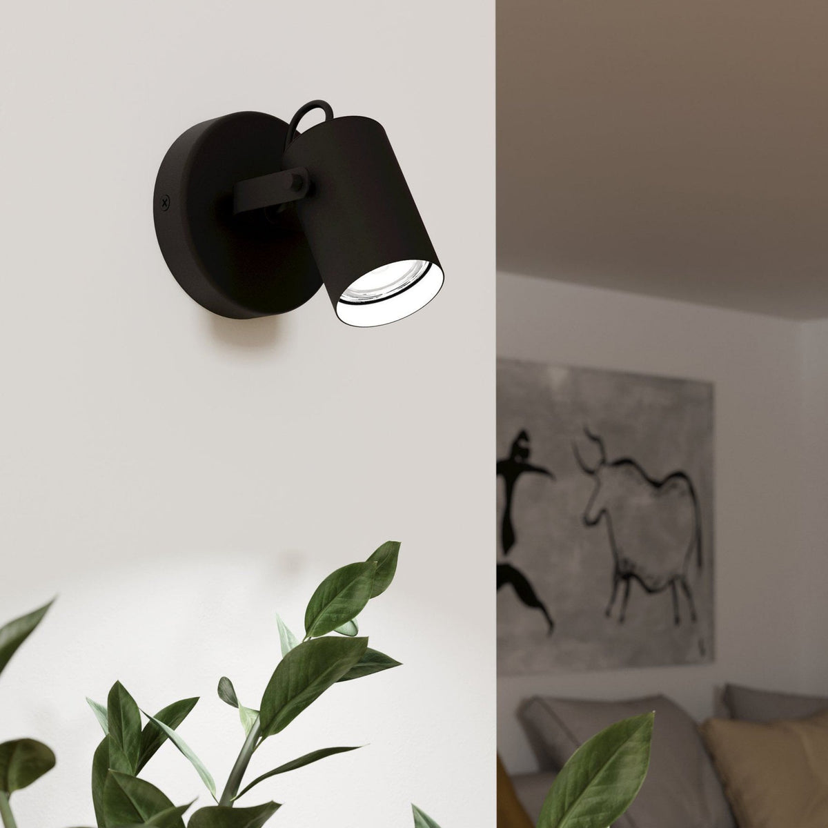 Sorego Single Lamp Adjustable Spotlight in Black