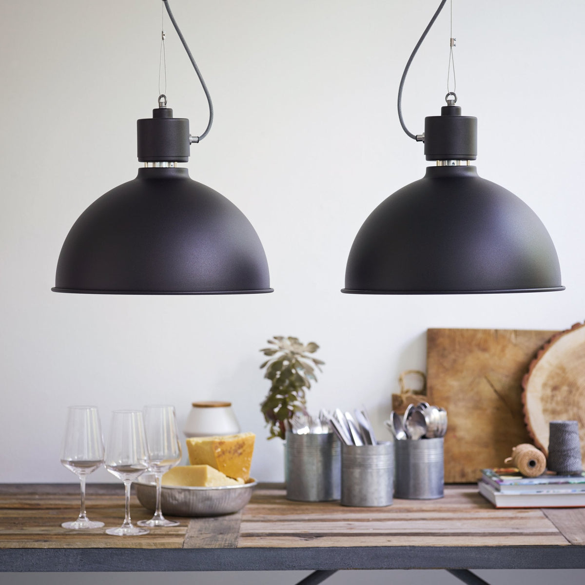 The Magnum Urban 380mm Pendant in Black