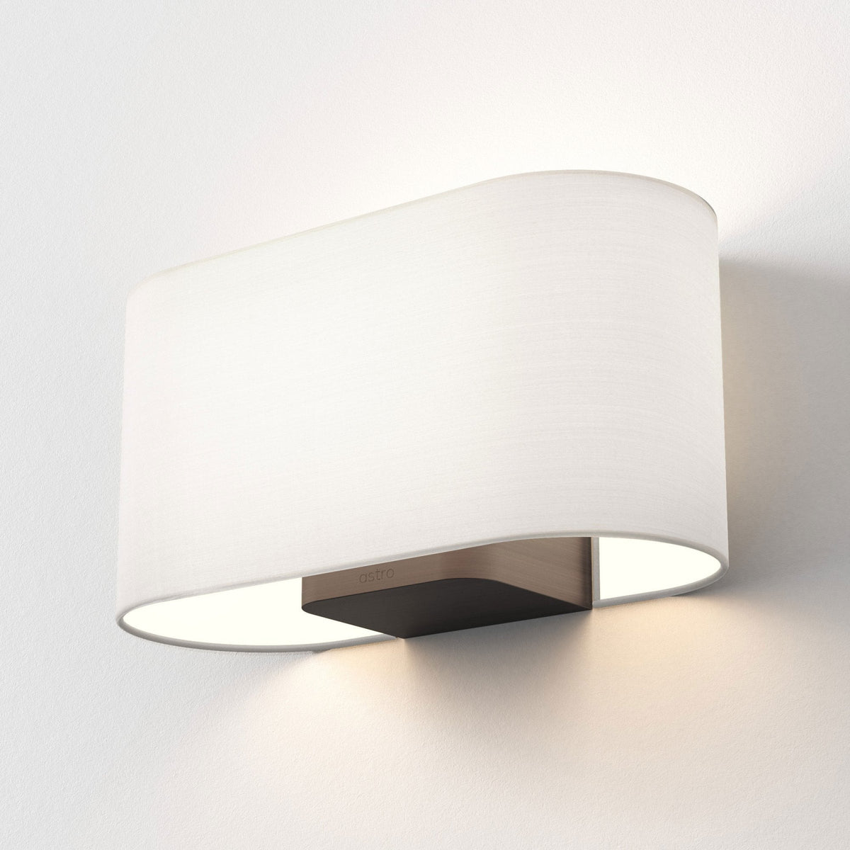 Venn Wall Light in Bronze