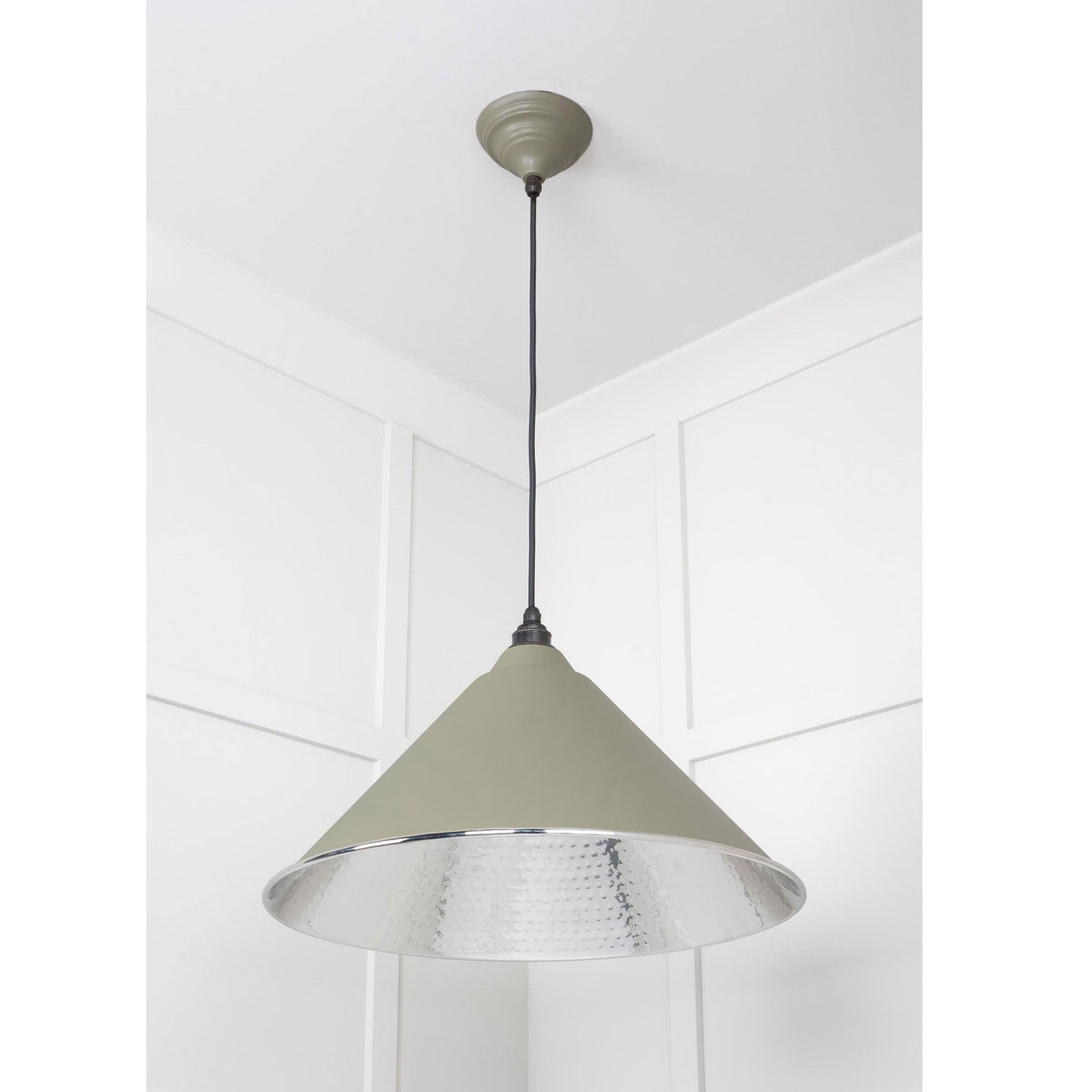 Hammered Nickel Hockley Pendant in Tump