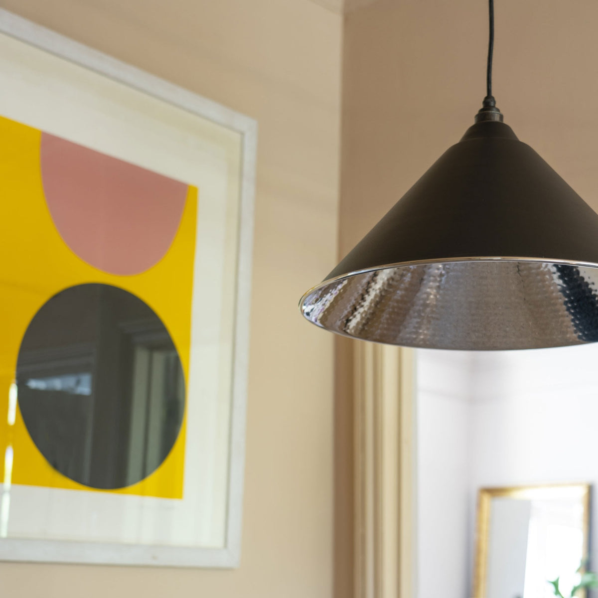 Hammered Nickel Hockley Pendant in Elan Black