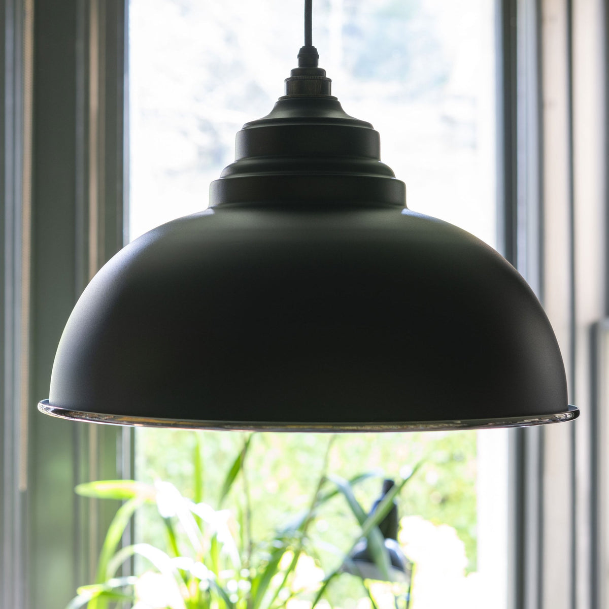 Hammered Nickel Harborne Pendant in Elan Black