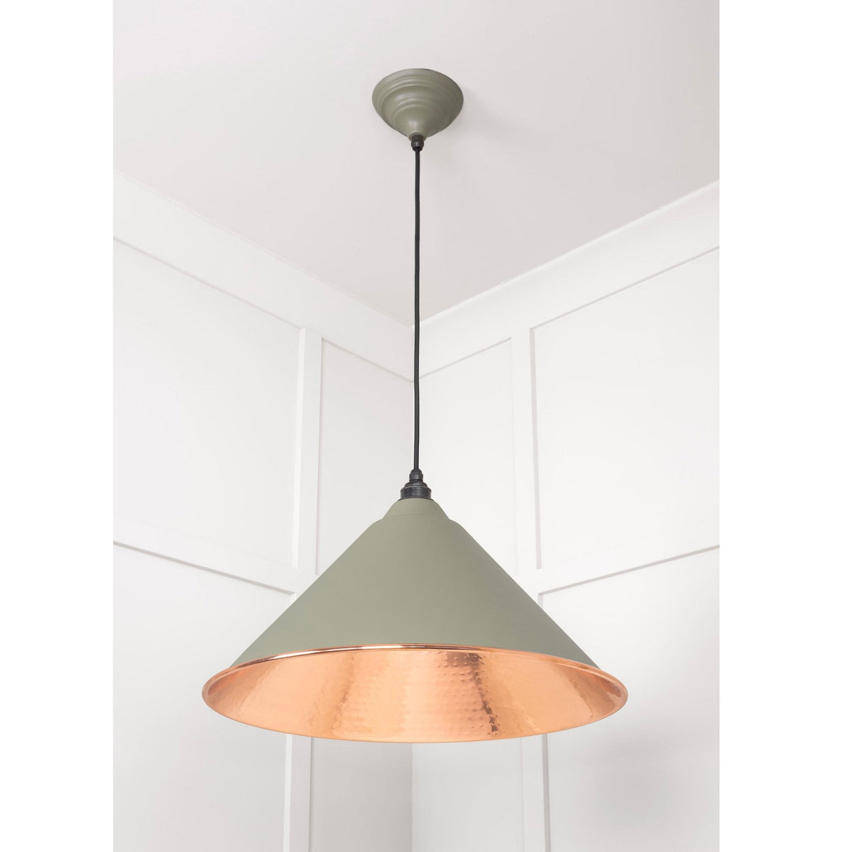 Hammered Copper Hockley Pendant in Tump