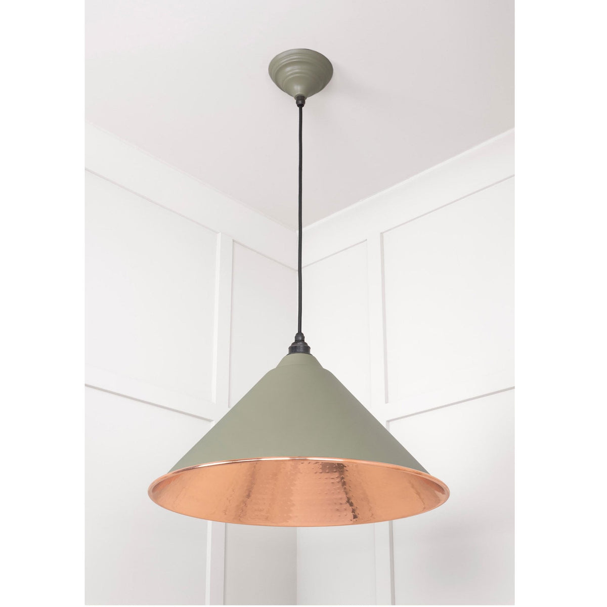 Hammered Copper Hockley Pendant in Tump