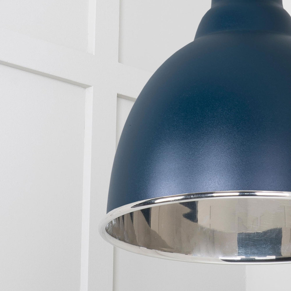 Smooth Nickel Brindley Pendant in Dusk