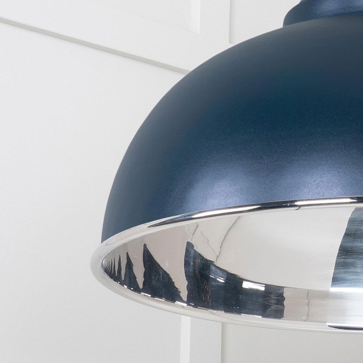 Smooth Nickel Harborne Pendant in Dusk