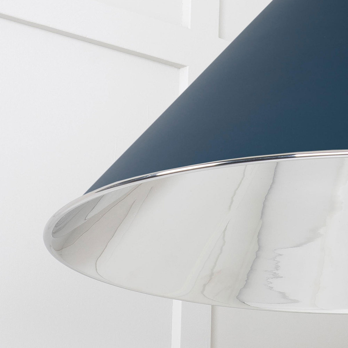 Smooth Nickel Hockley Pendant in Dusk