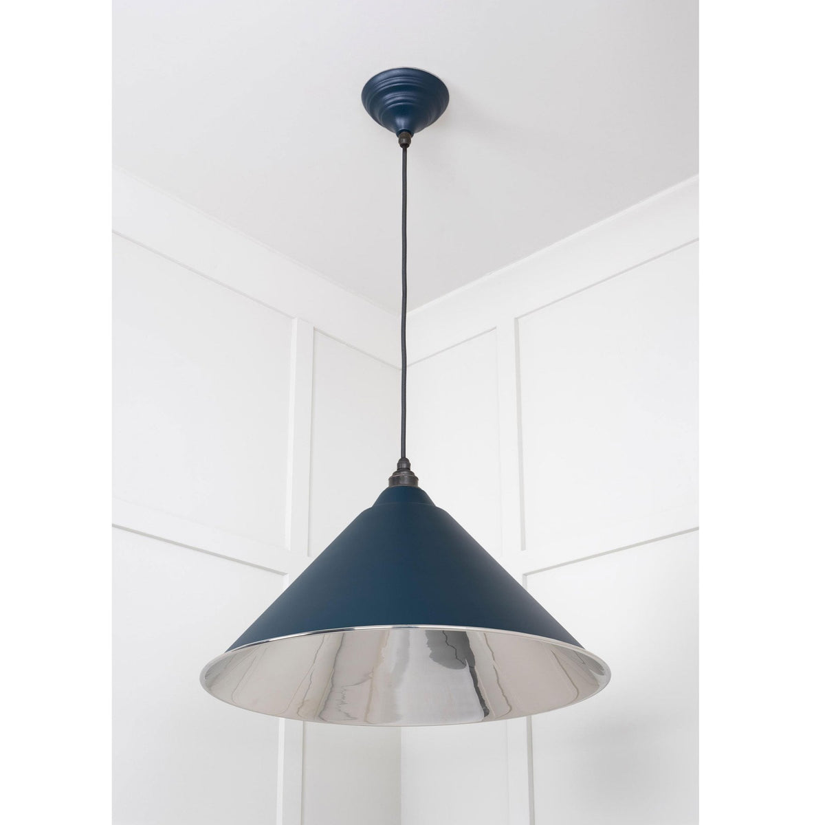 Smooth Nickel Hockley Pendant in Dusk