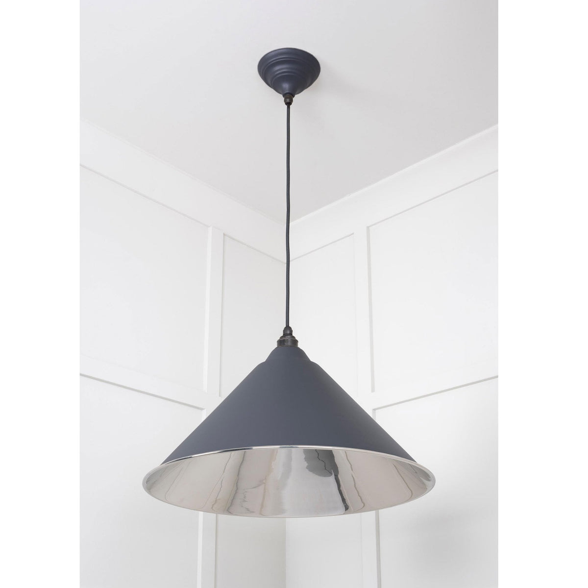 Smooth Nickel Hockley Pendant in Slate