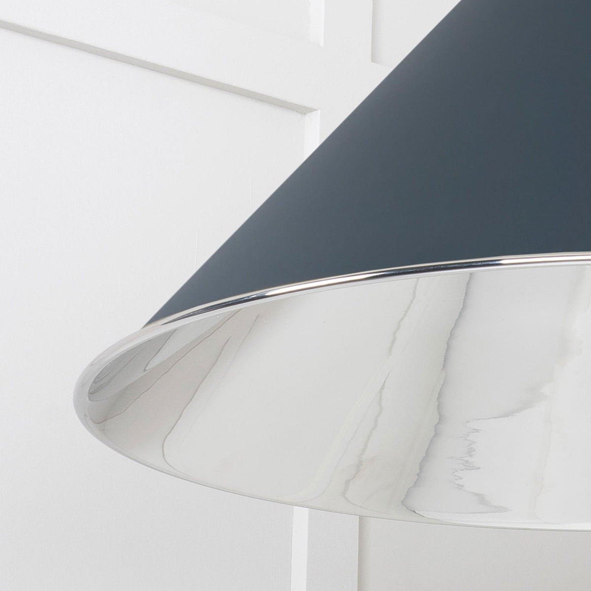 Smooth Nickel Hockley Pendant in Soot