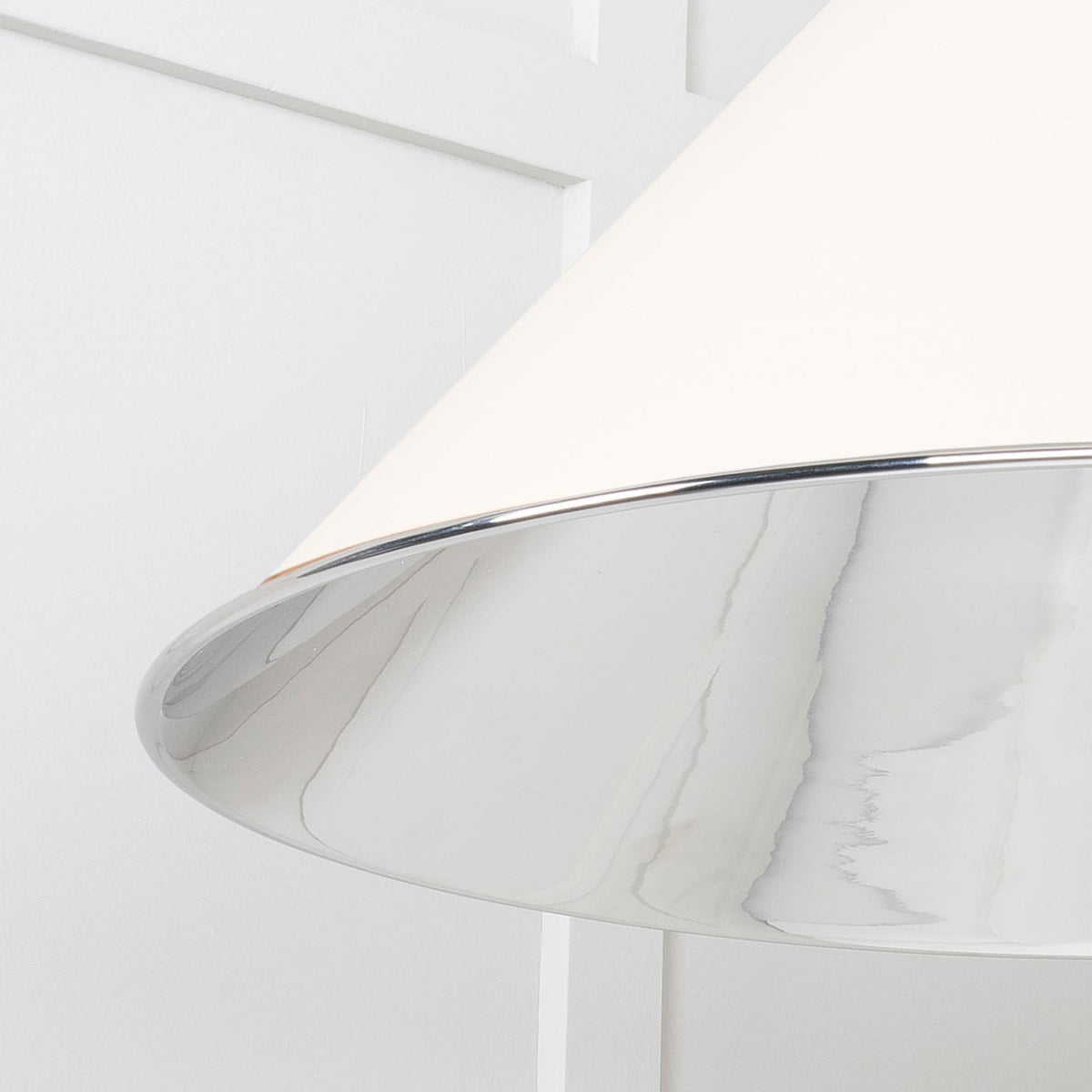 Smooth Nickel Hockley Pendant in Teasel