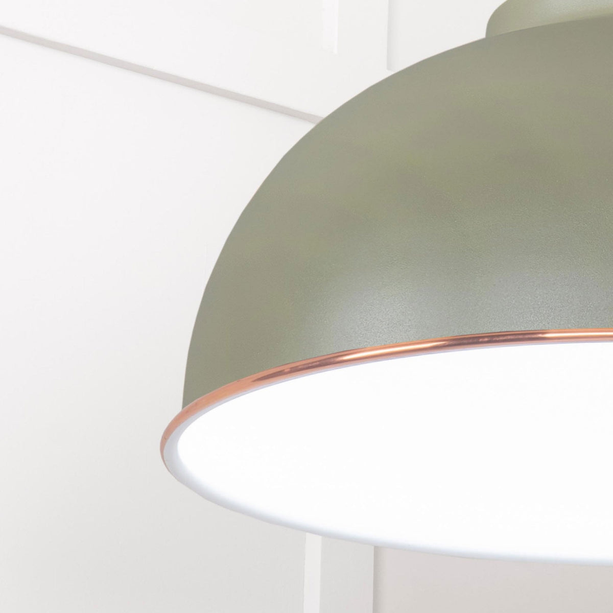 White Gloss Harborne Pendant in Tump