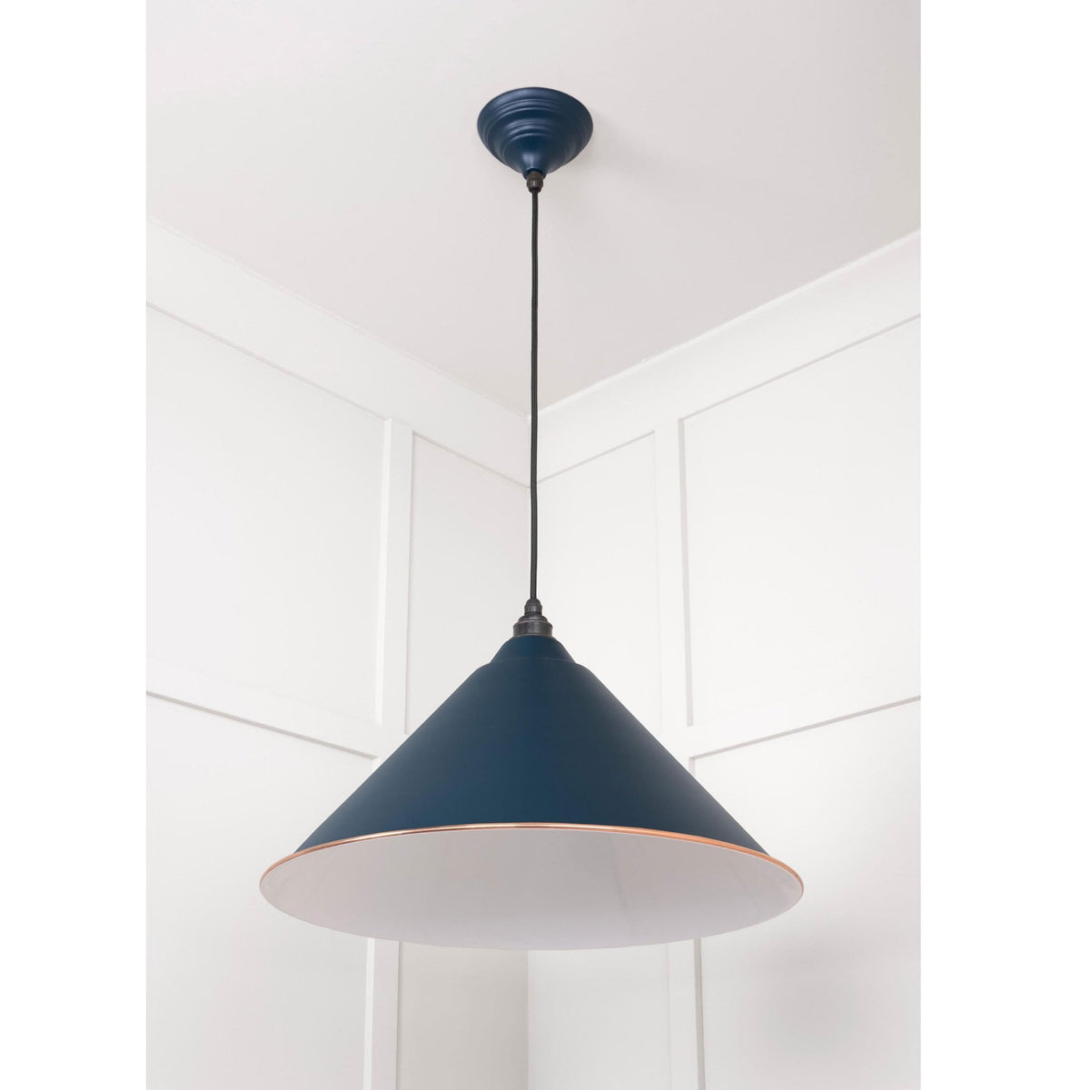 White Gloss Hockley Pendant in Dusk