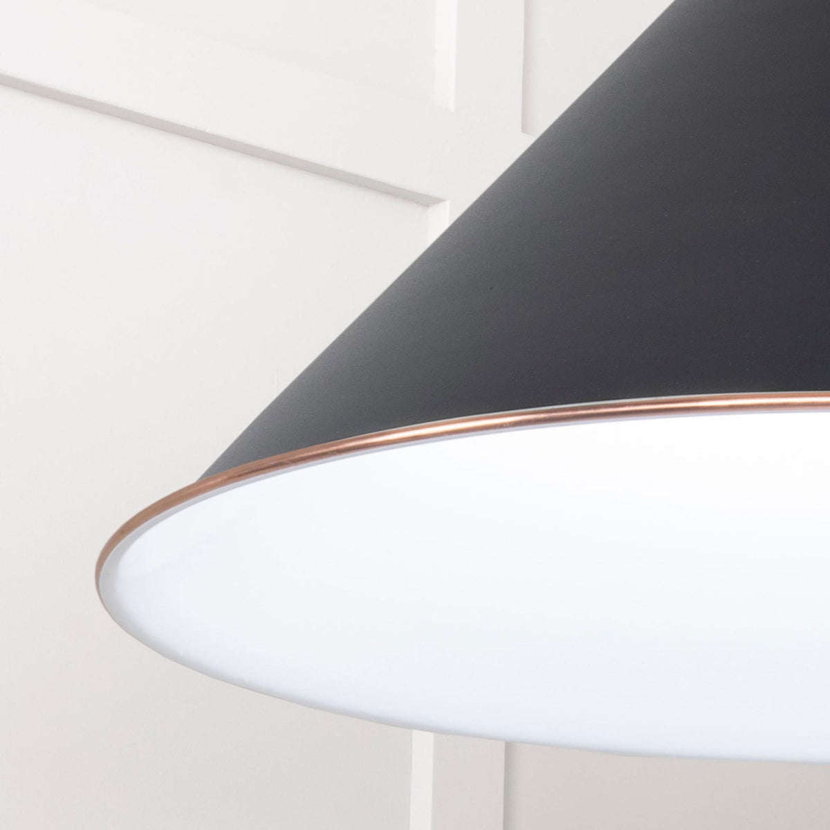 White Gloss Hockley Pendant in Elan Black