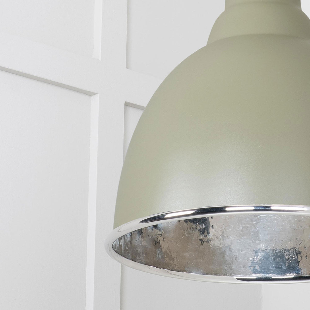 Hammered Nickel Brindley Pendant in Tump