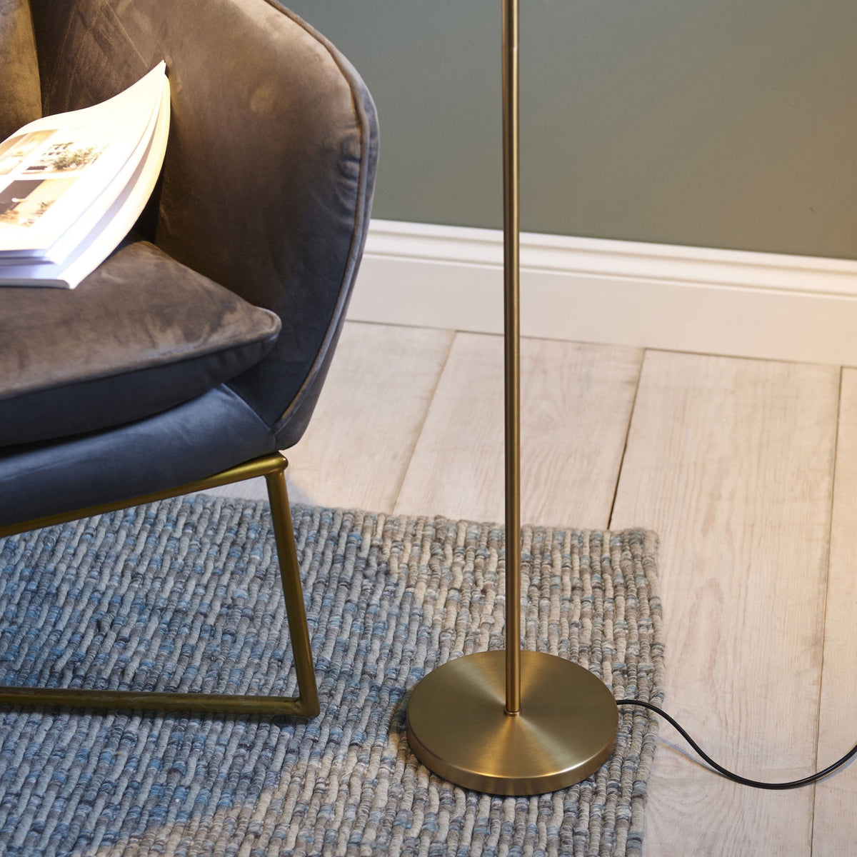 Dedicated Reader LED Task Floor Lamp in Warm Brass