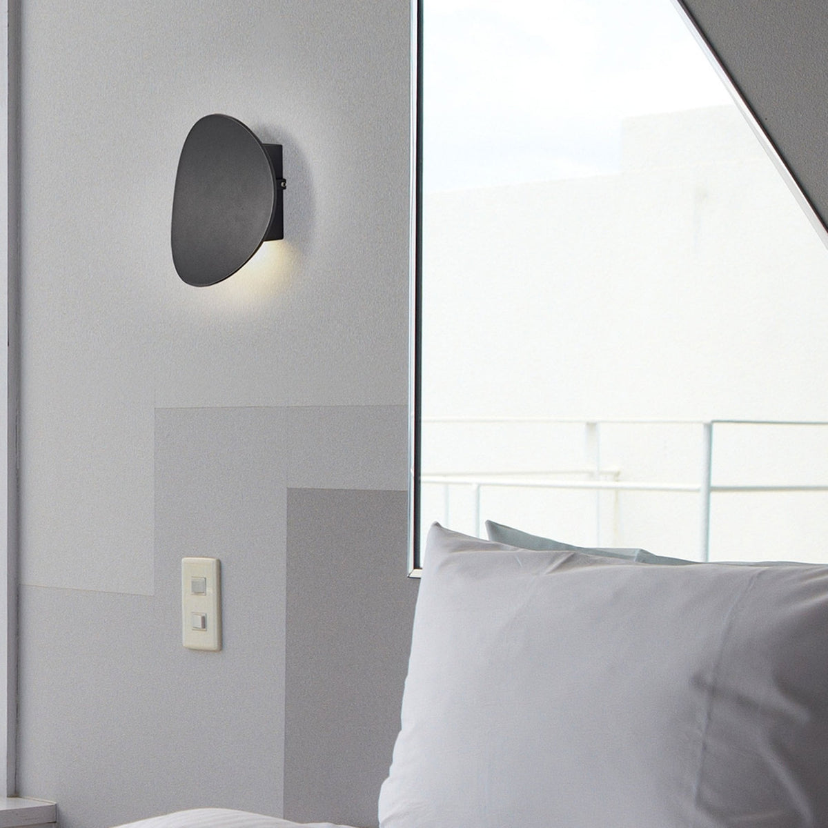 Hartland 6W LED IP54 Wall Light in Anthracite