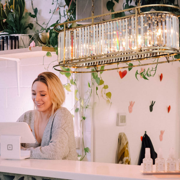 Torrington 7 Lamp Oval Pendant in Antique Brass with Clear Crystals