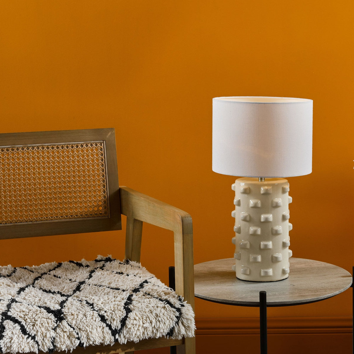 Georgina Ceramic Table Lamp In White With Ivory Linen Shade