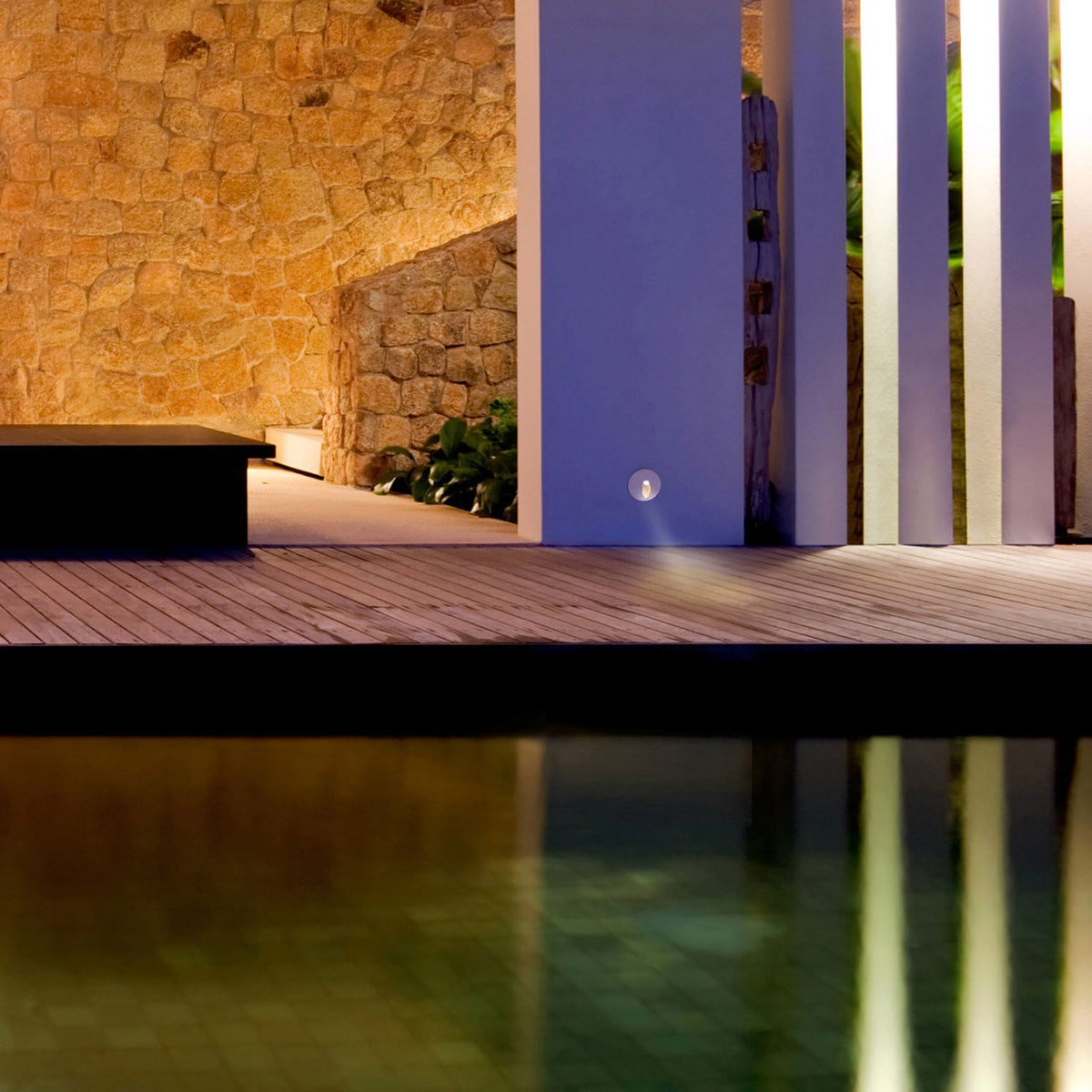 Aspen Round Angled Recessed LED IP65 Wall Light in Sand White