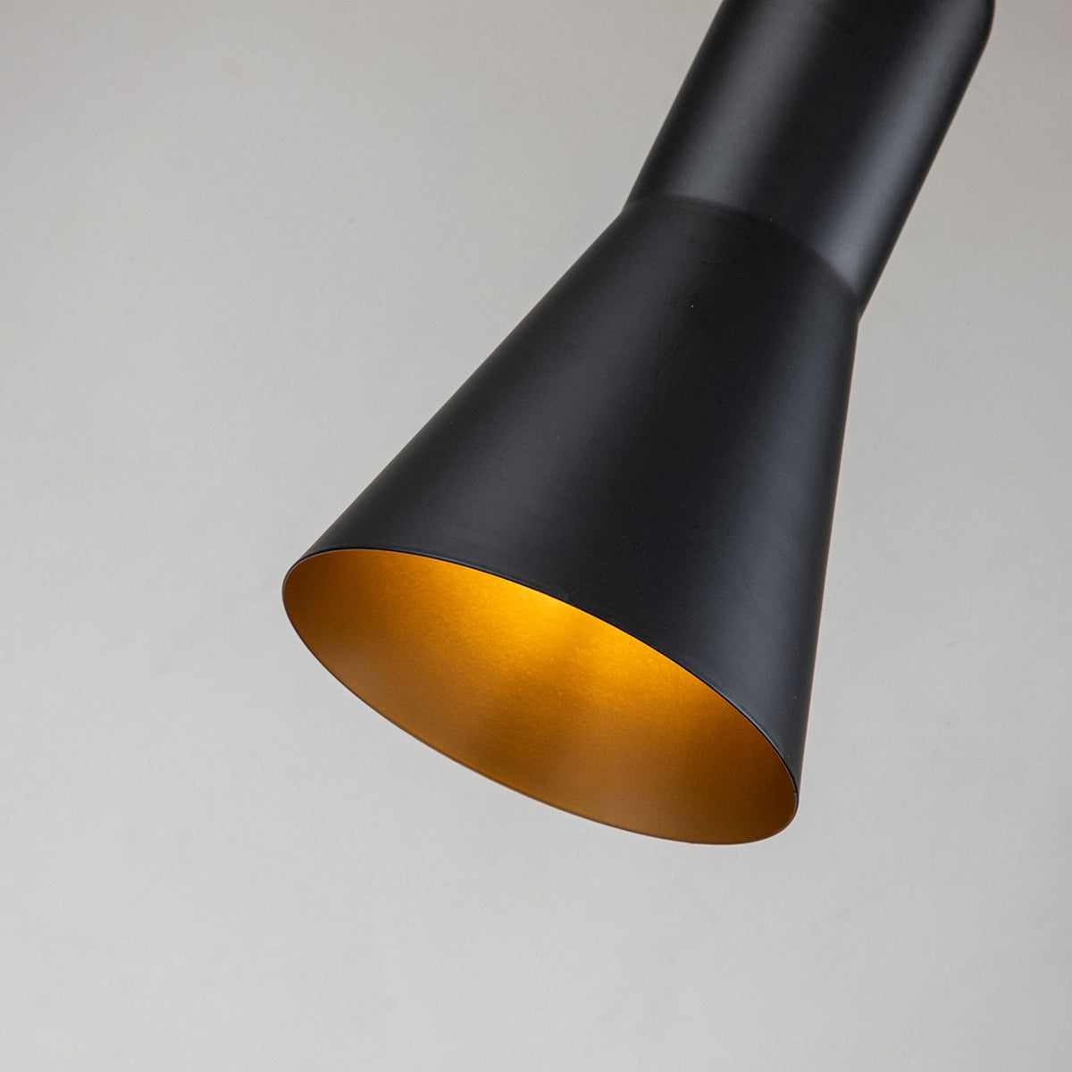 Etoile Small Pendant in Matte Black and Gold Leaf