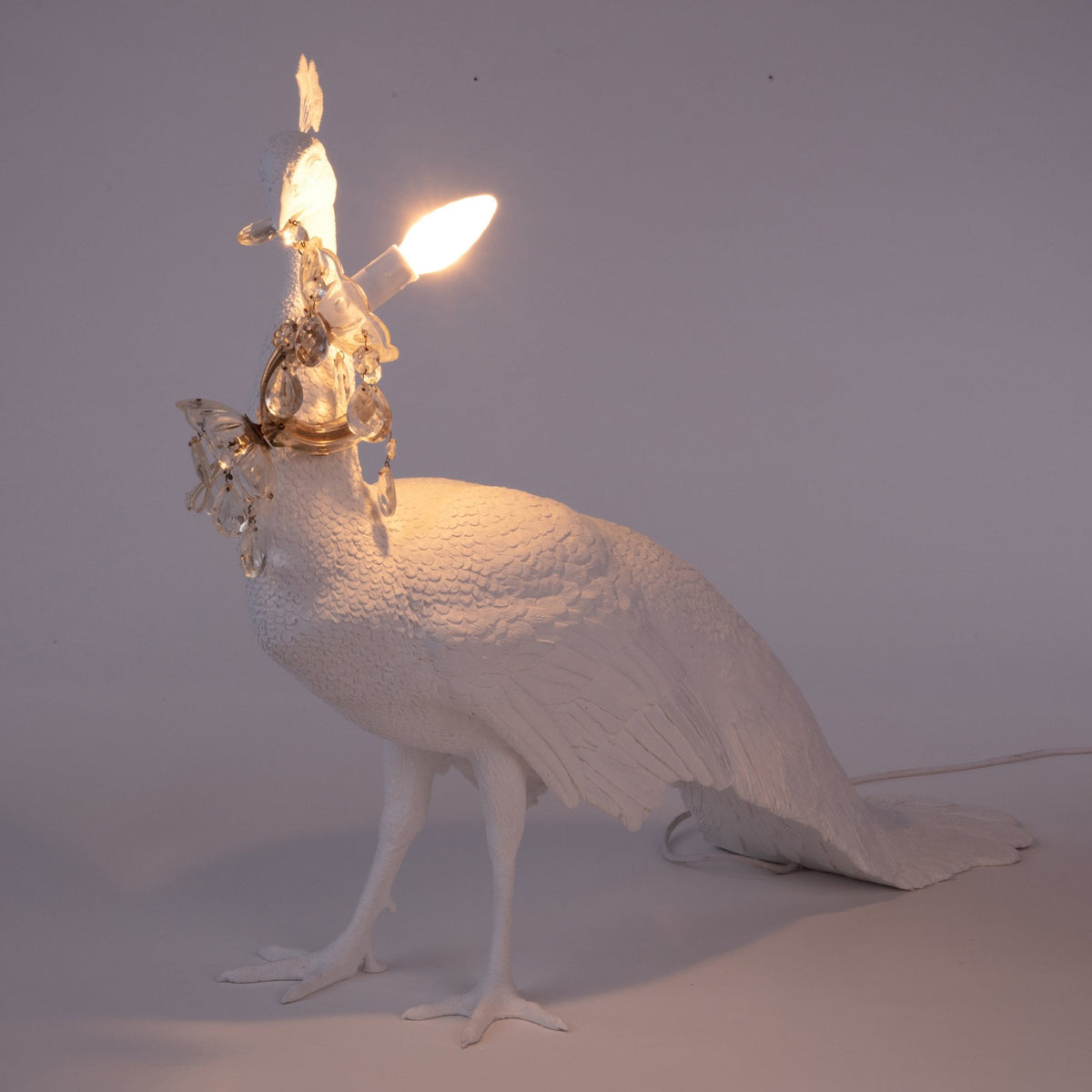 Peacock Lamp in White