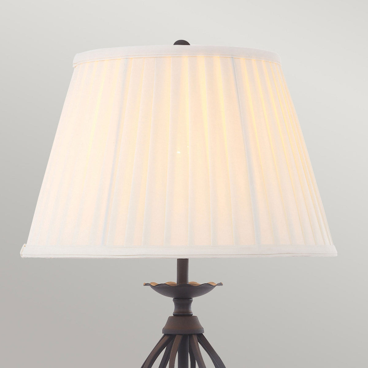 Artisan Table Lamp in Black