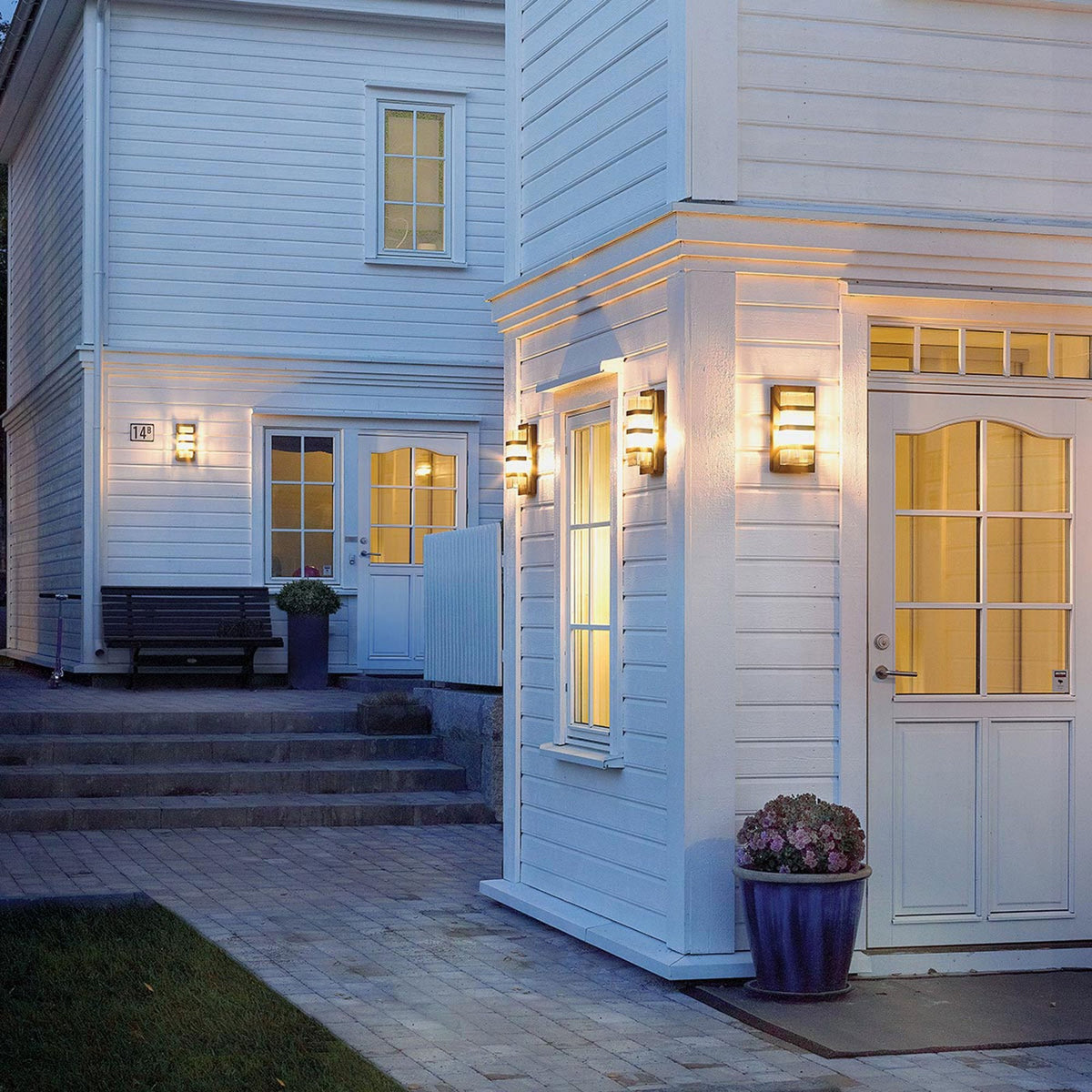 Boden IP54 Wall Light in Black with Clear Lens