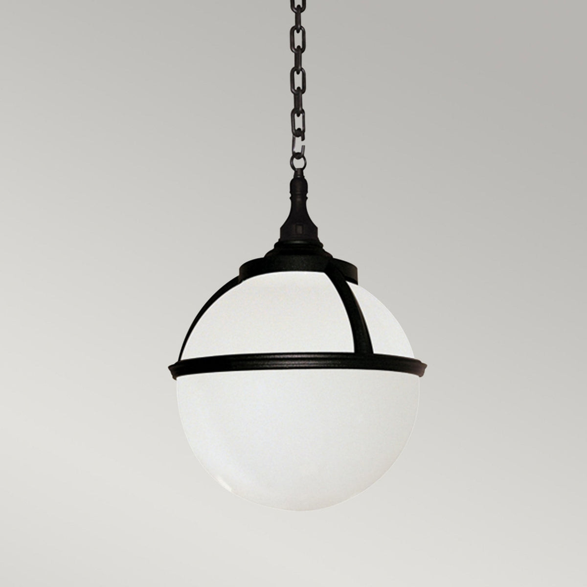 Glenbeigh Exterior Chain Pendant Light