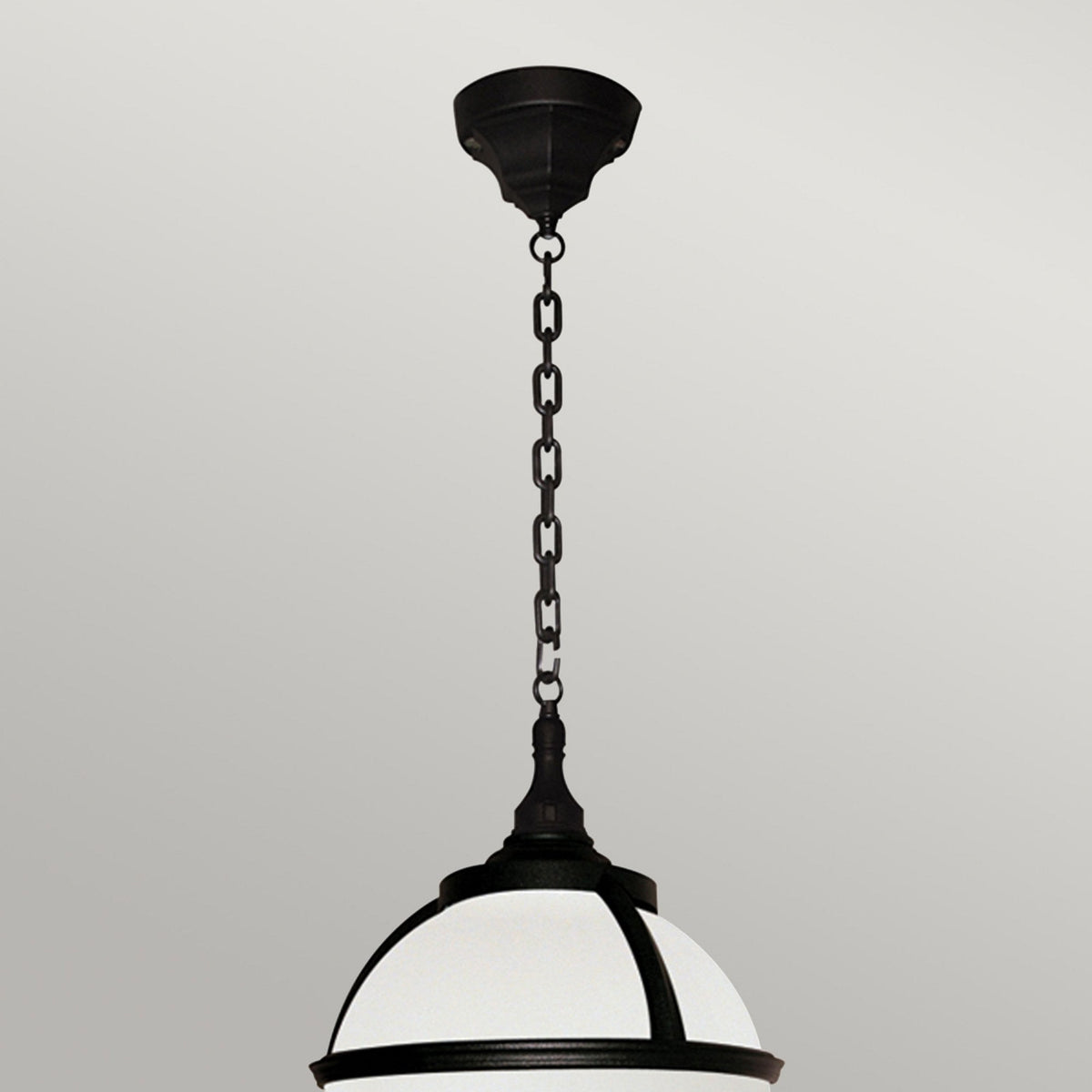 Glenbeigh Exterior Chain Pendant Light
