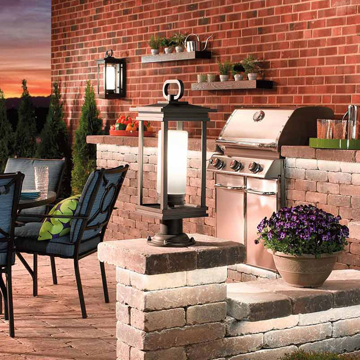 South Hope Large Outdoor Pedestal Light in Rubbed Bronze