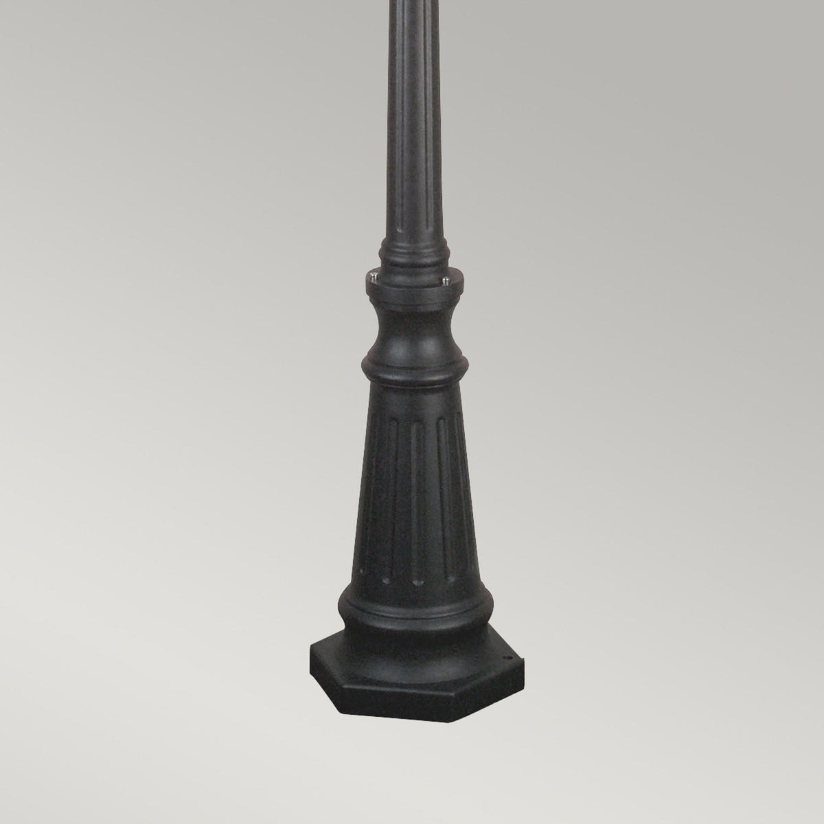 Norfolk 3 Light Lamp Post in Black
