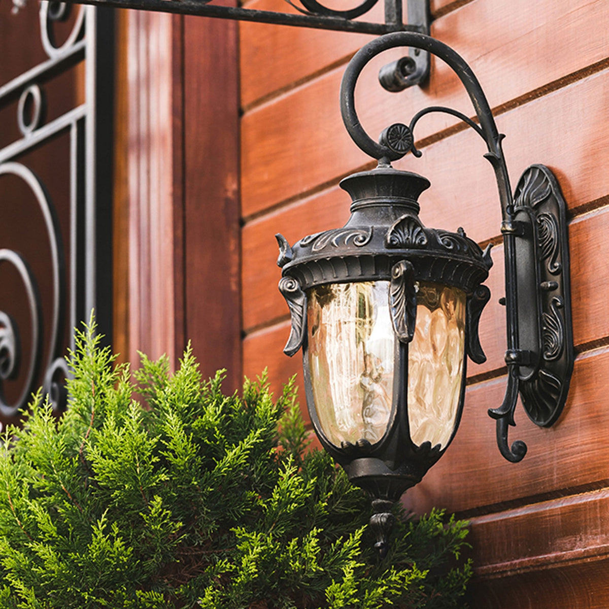 Philadelphia 1 Light Medium Down Wall Lantern in Old Bronze