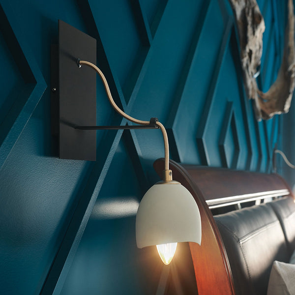 Nula Single Wall Light in Shell White & Luxe Gold