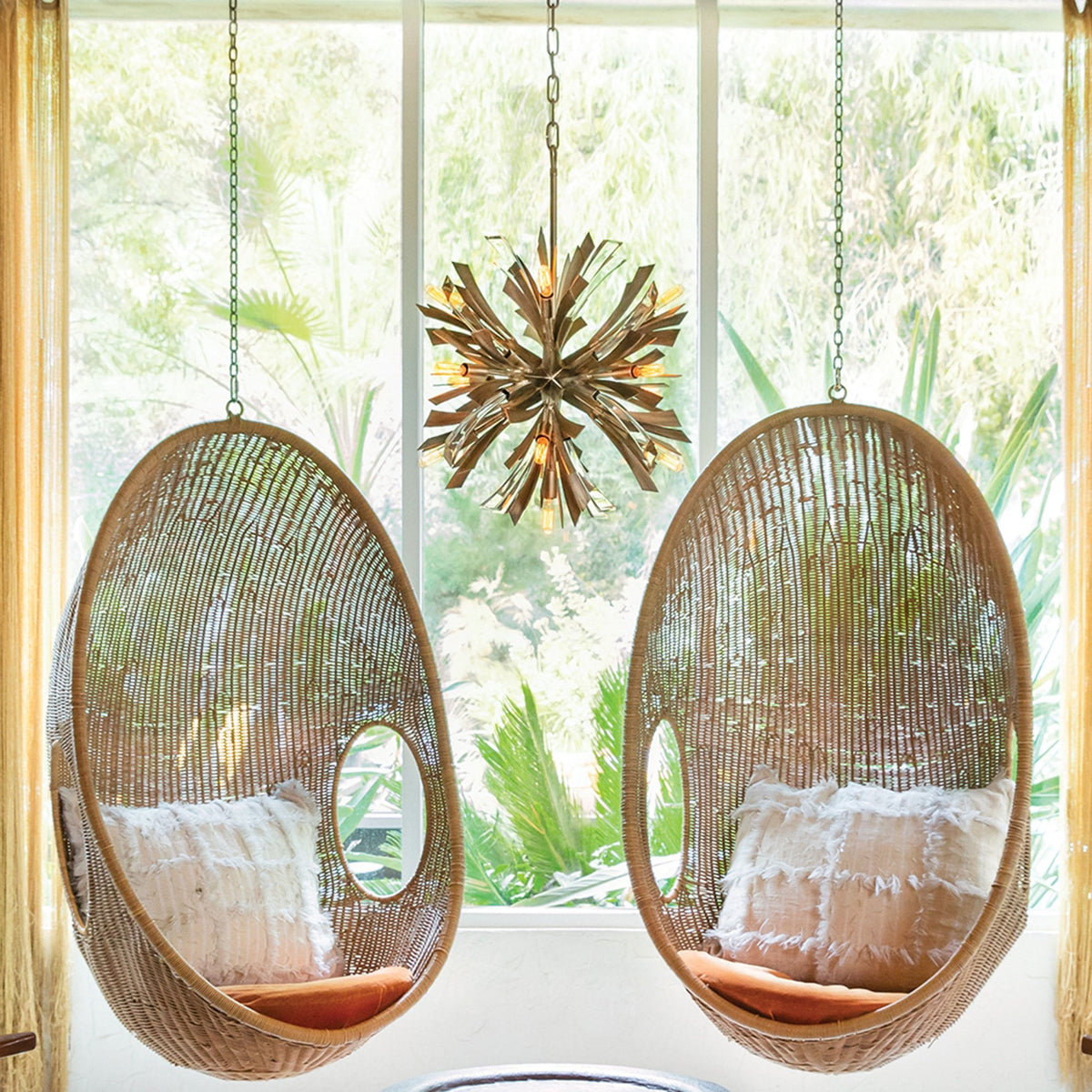 Vida Thirteen Light Small Pendant in Burnished Gold