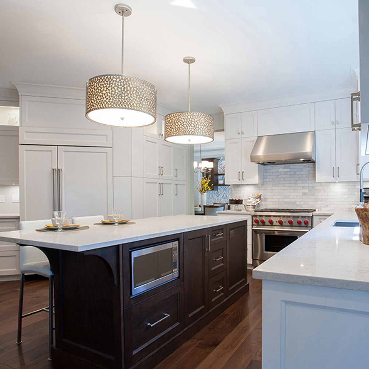 Confetti Medium Pendant in Old Silver