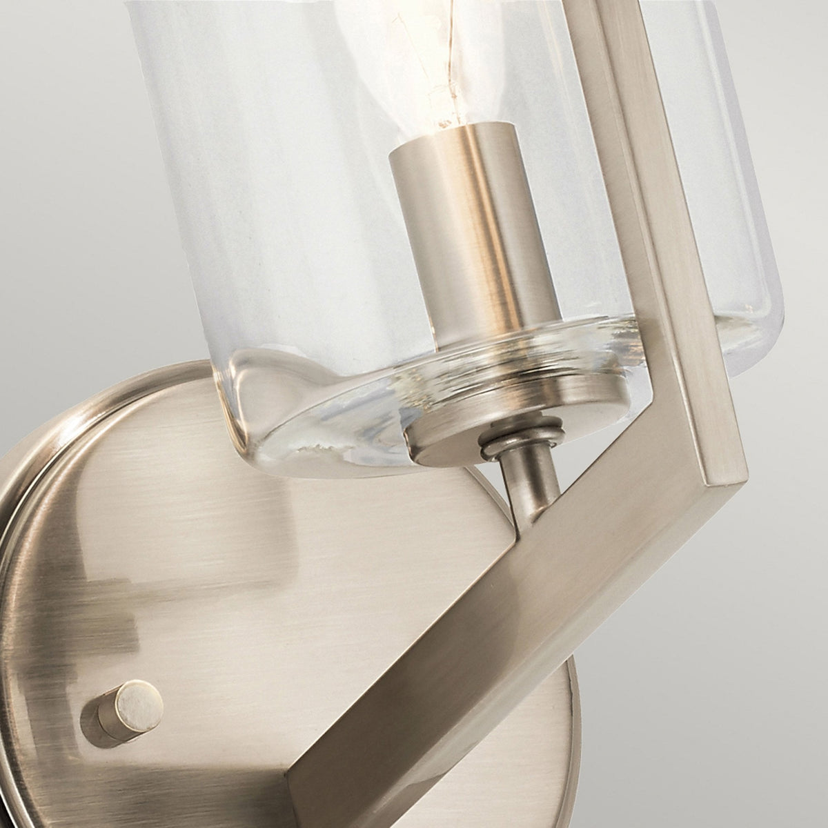 Nye Single Wall Light in Classic Pewter