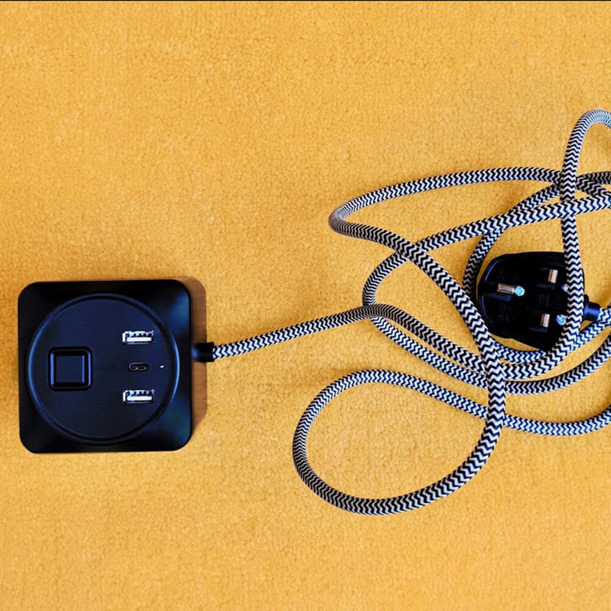 Decorative Triple Socket and USB 2m Extension Lead in Black