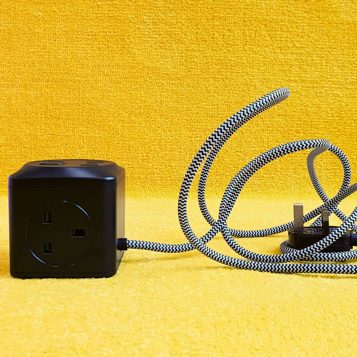 Decorative Triple Socket and USB 2m Extension Lead in Black