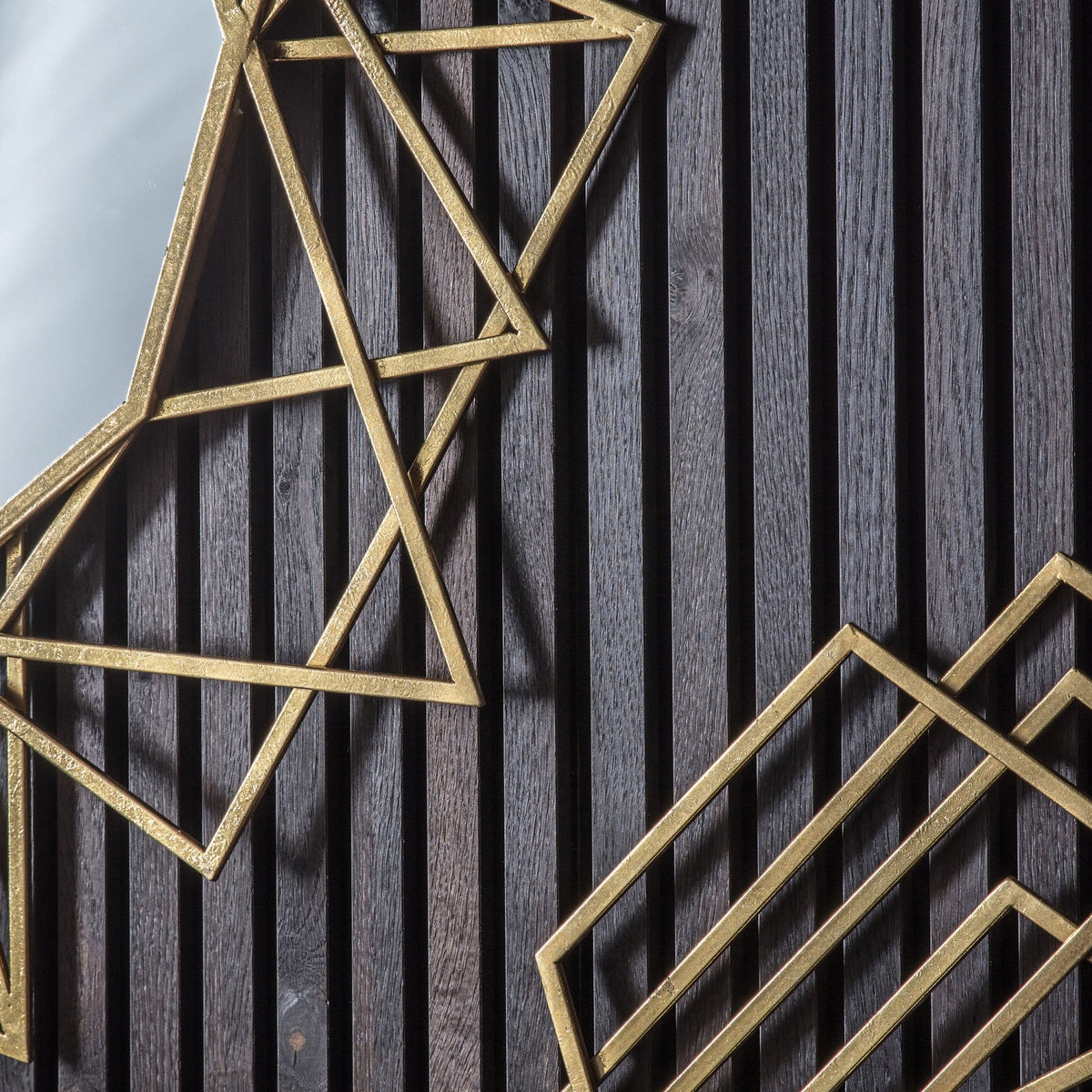 Bisham Aged Gold Finished Geometric Metal Frame Round Wall Mirror